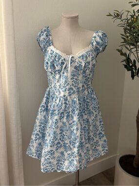 Mixed Thread Blue Floral Puff-Sleeve Dress